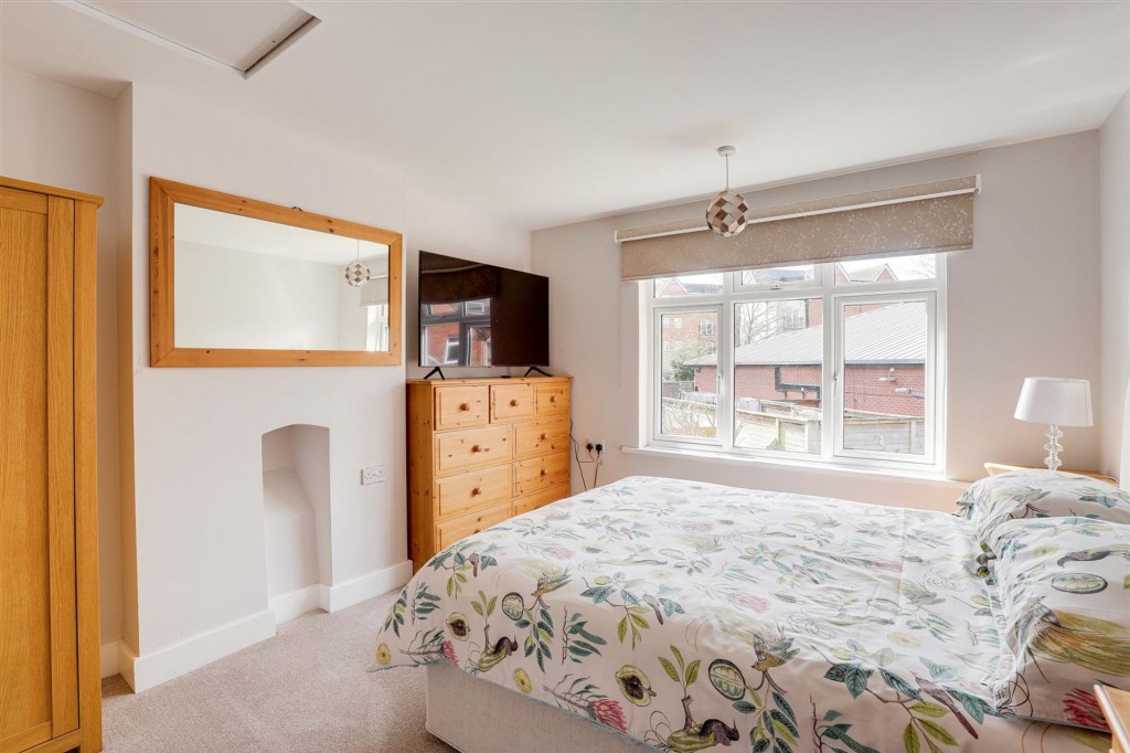 Woodland Grove, Woodthorpe, NG5