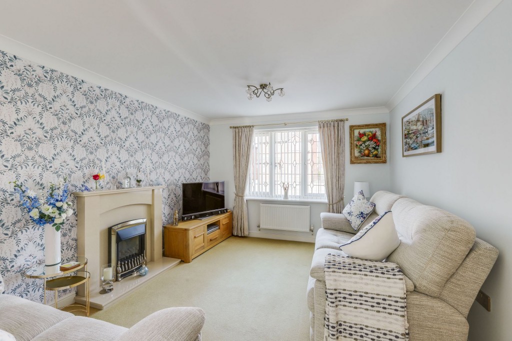 Annies Close, Hucknall, NG15