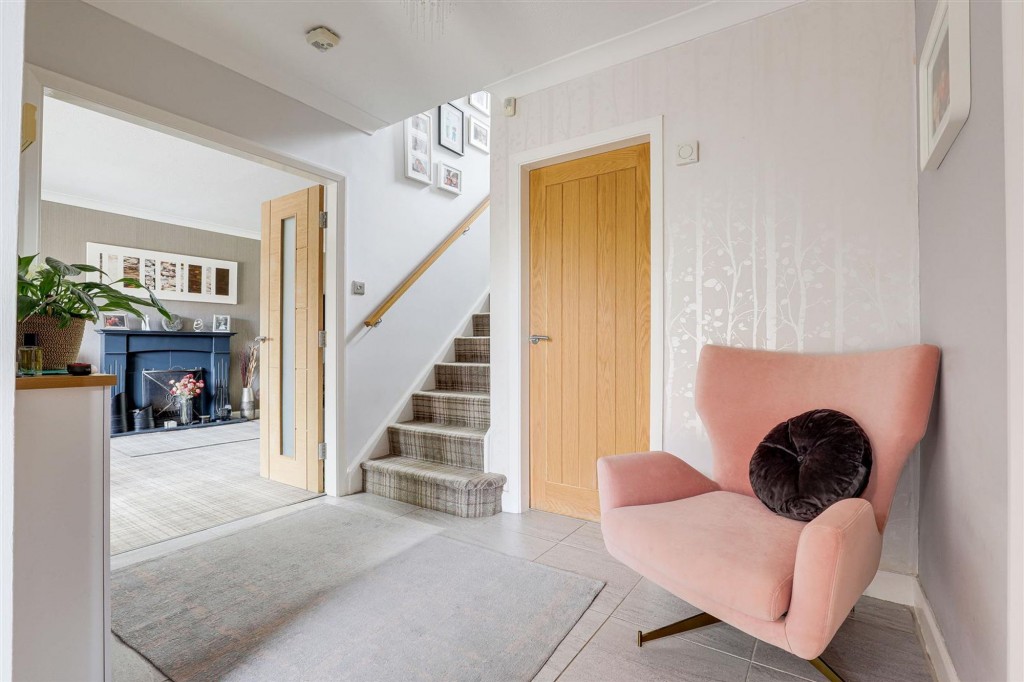 Longmead Drive, Fiskerton, NG25