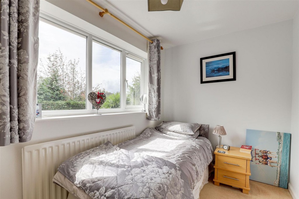 Longmead Drive, Fiskerton, NG25