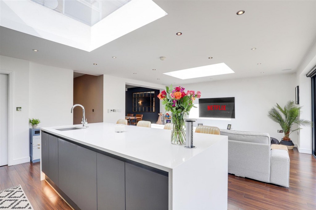 Elmhurst Avenue, Nottingham, NG3