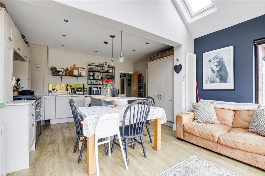 Roslyn Avenue, Gedling, NG4