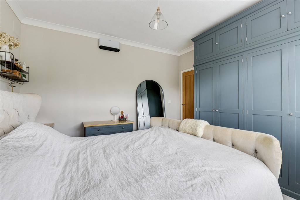 Roslyn Avenue, Gedling, NG4