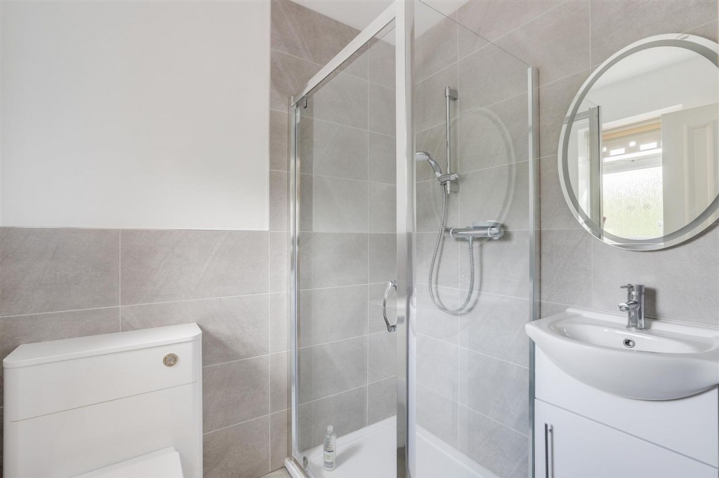 Fearnleigh Drive, Nottingham, NG6