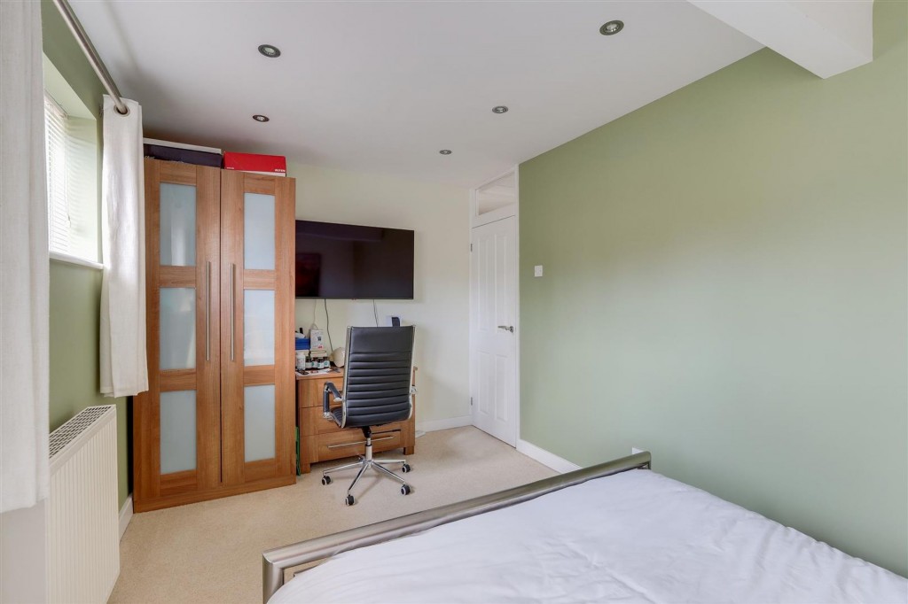 Fearnleigh Drive, Nottingham, NG6