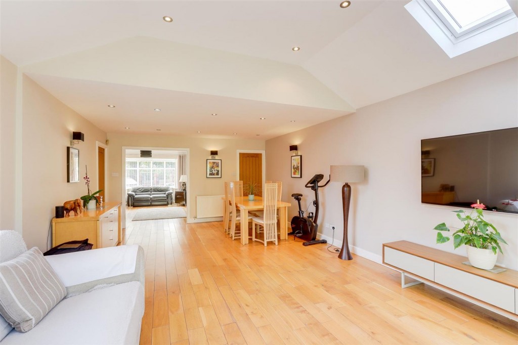 Fearnleigh Drive, Nottingham, NG6