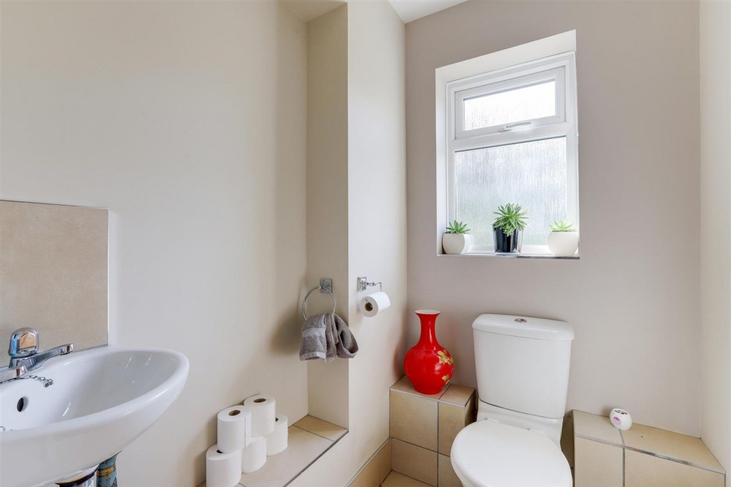 Fearnleigh Drive, Nottingham, NG6