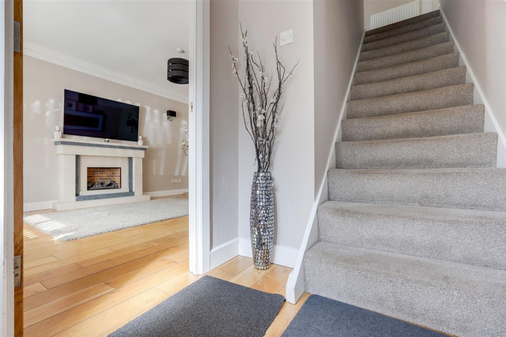 Fearnleigh Drive, Nottingham, NG6