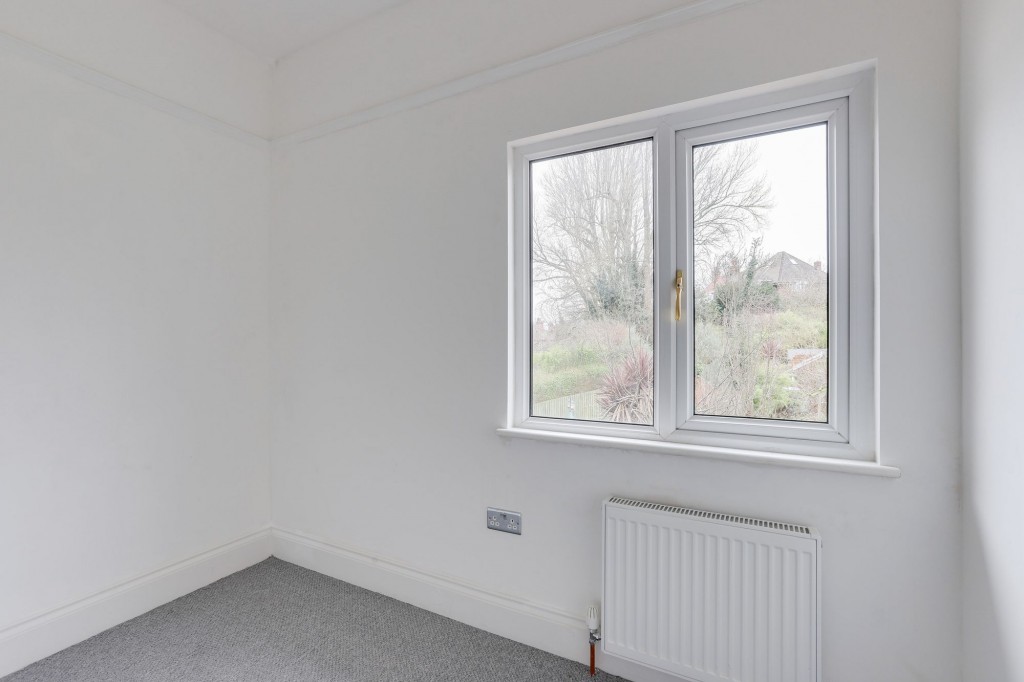 Watcombe Circus, Nottingham, NG5