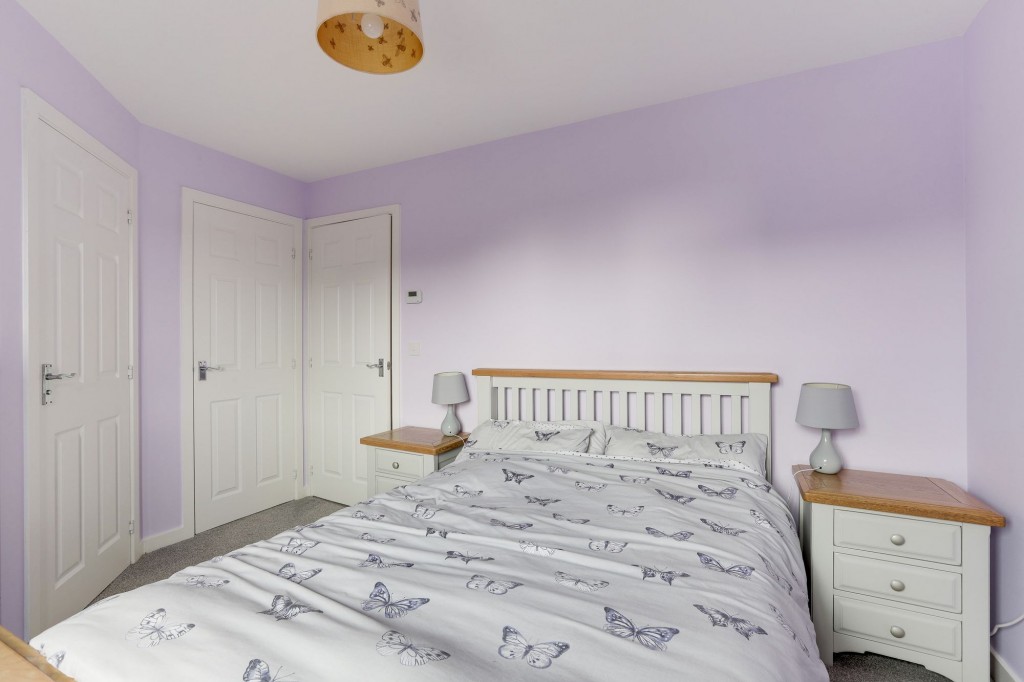 Defiant Close, Hucknall, NG15