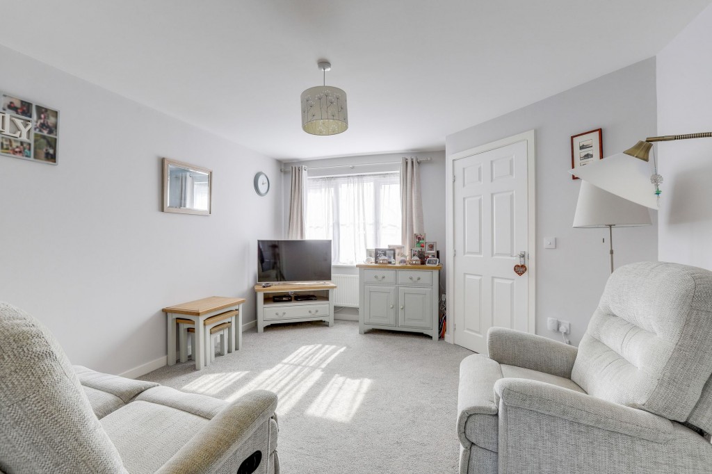 Defiant Close, Hucknall, NG15