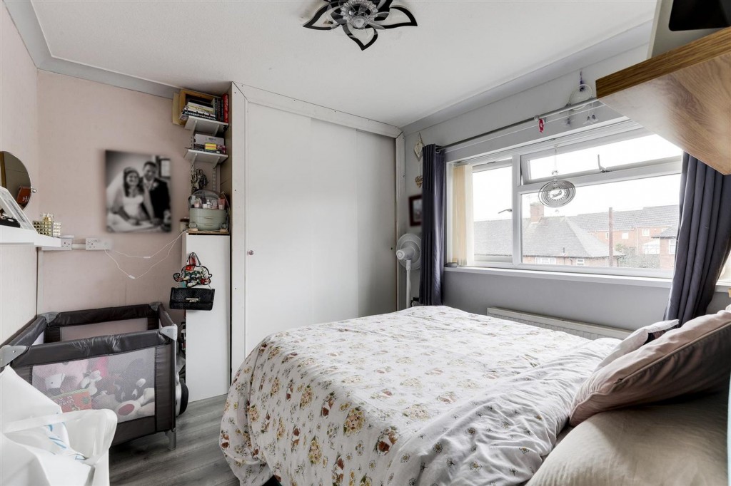 Gainsford Crescent, Nottingham, NG5