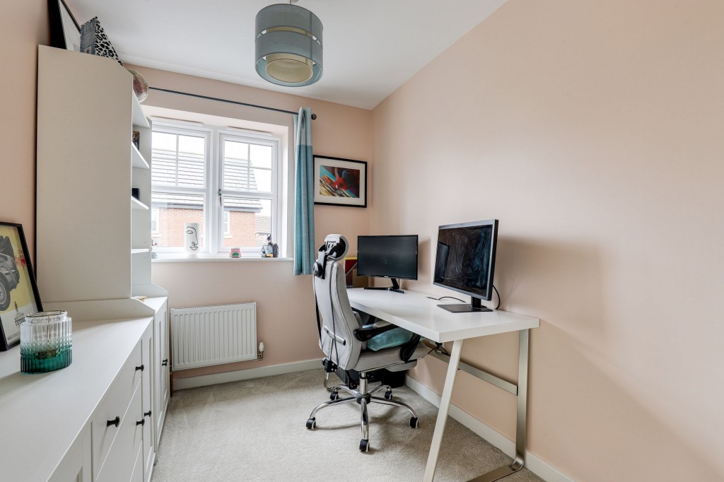 Seaton Way, Mapperley, NG3