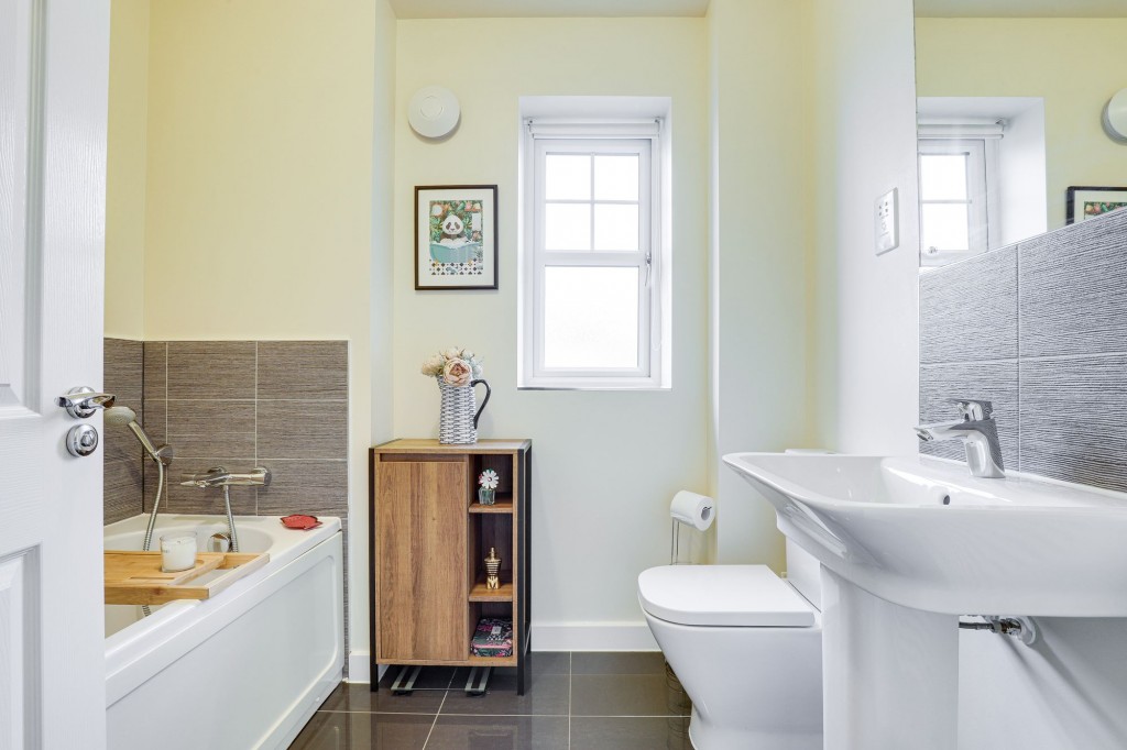 Seaton Way, Mapperley, NG3