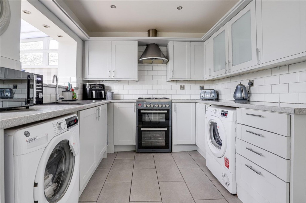 Dylan Thomas Road, Nottingham, NG5