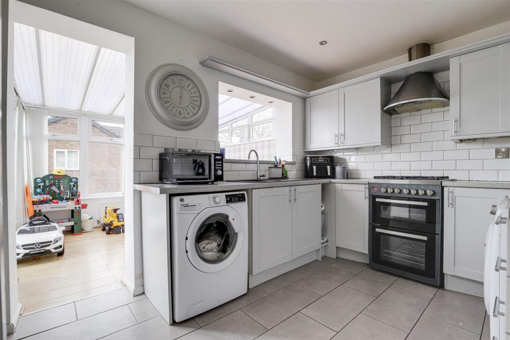 Dylan Thomas Road, Nottingham, NG5