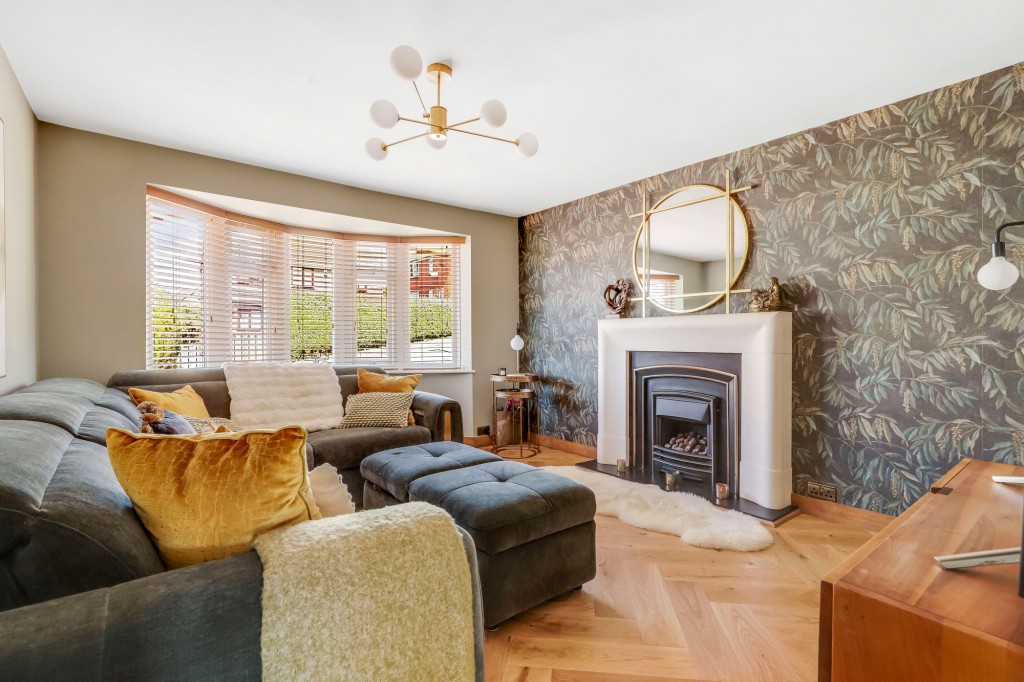 Buxton Avenue, Carlton, NG4