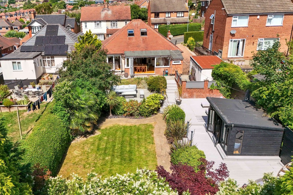 Buxton Avenue, Carlton, NG4
