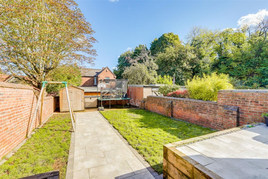 Longmoor Lane, Sandiacre, NG10