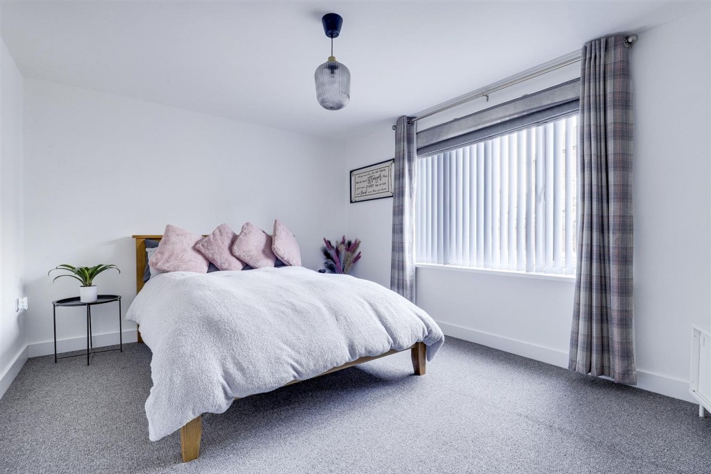 Park Drive, Ilkeston, DE7