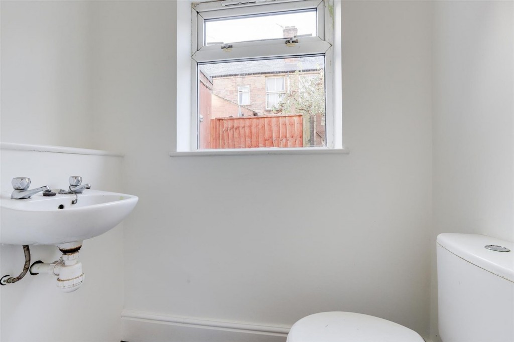 Myrtle Avenue, Nottingham, NG7