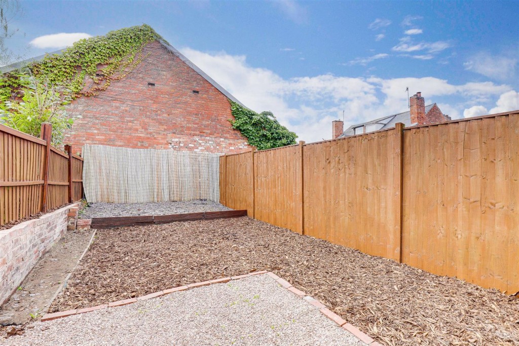 Ekowe Street, Nottingham, NG7