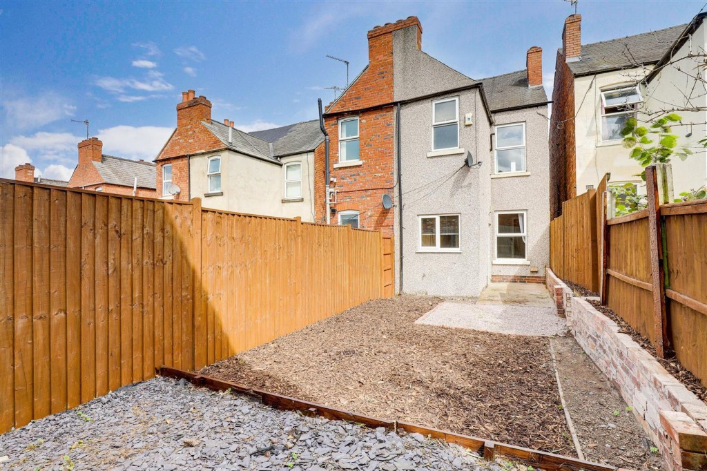 Ekowe Street, Nottingham, NG7