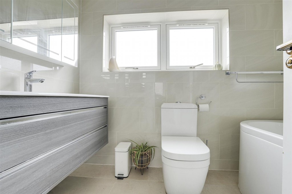 Peveril Road, Beeston, NG9