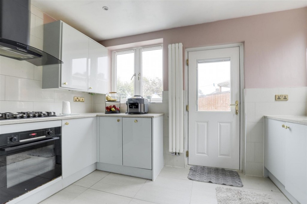 Peveril Road, Beeston, NG9