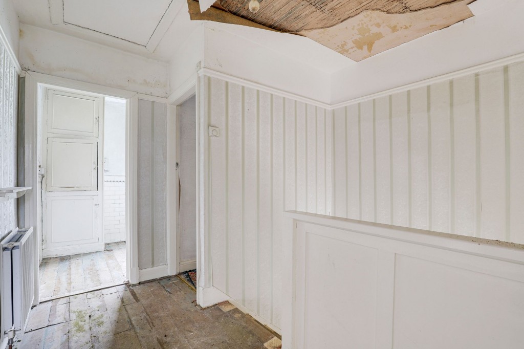 Derby Road, Bramcote, NG9