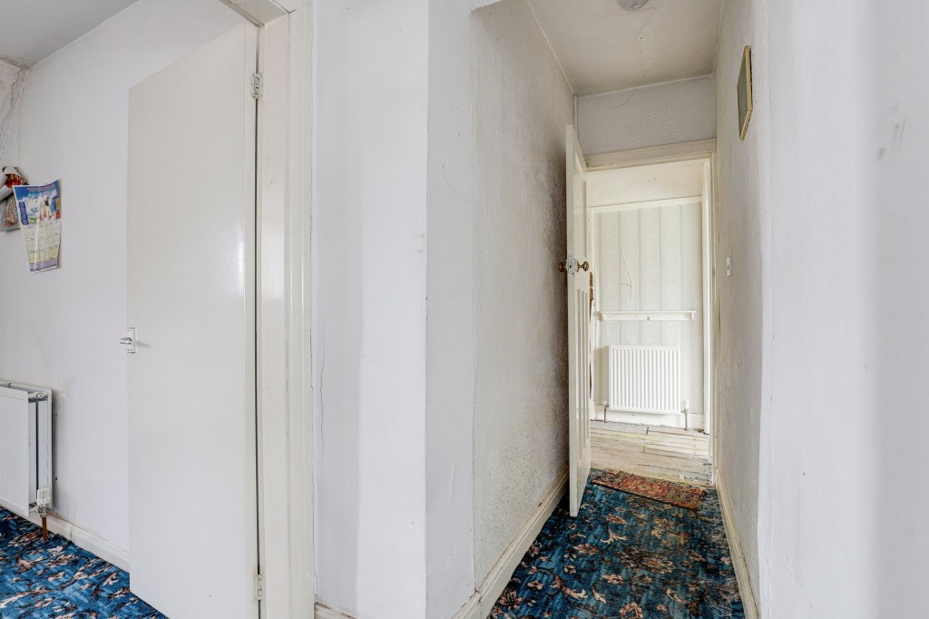 Derby Road, Bramcote, NG9
