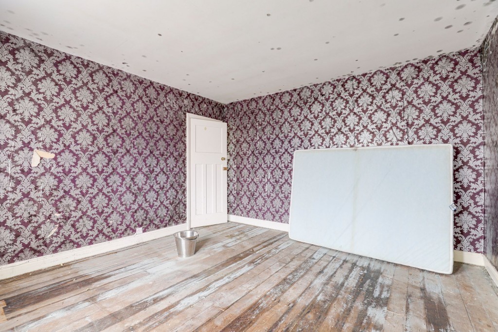 Derby Road, Bramcote, NG9