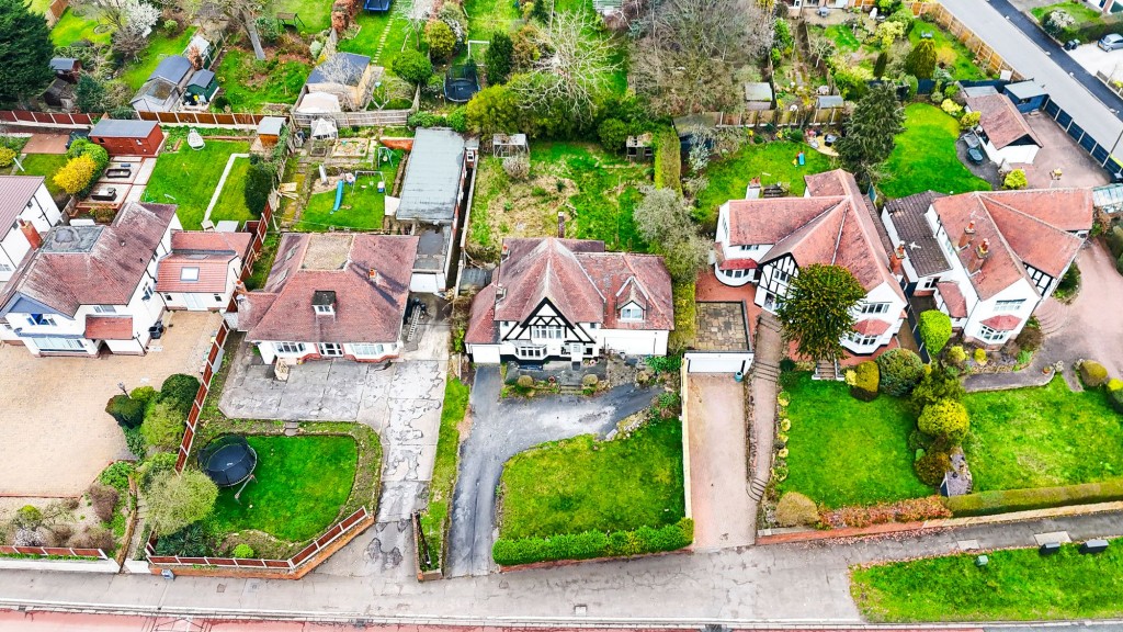 Derby Road, Bramcote, NG9