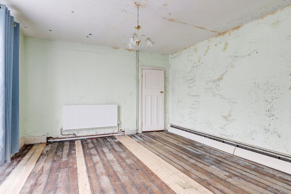 Derby Road, Bramcote, NG9