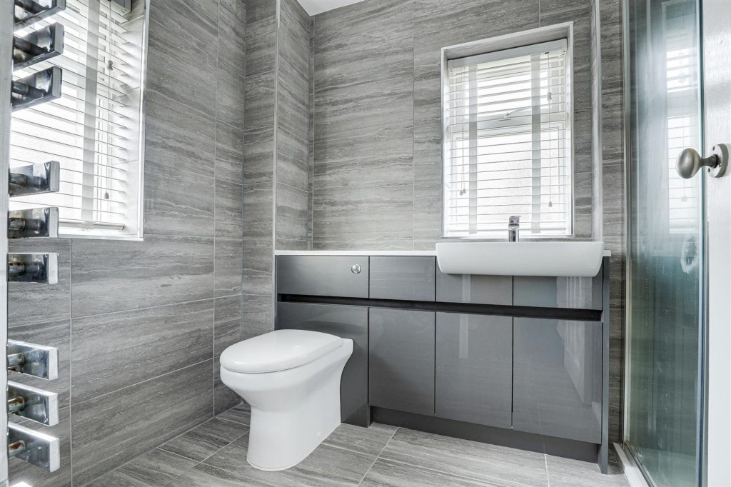 Hazel Hill Crescent, Nottingham, NG5