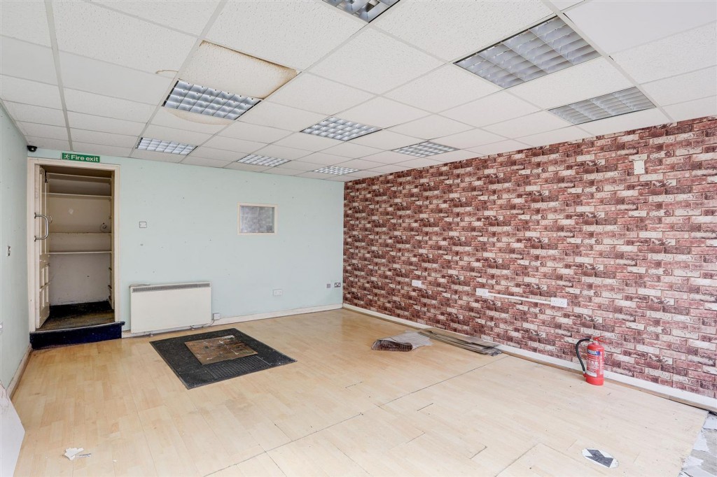 Radford Road, Nottingham, NG7