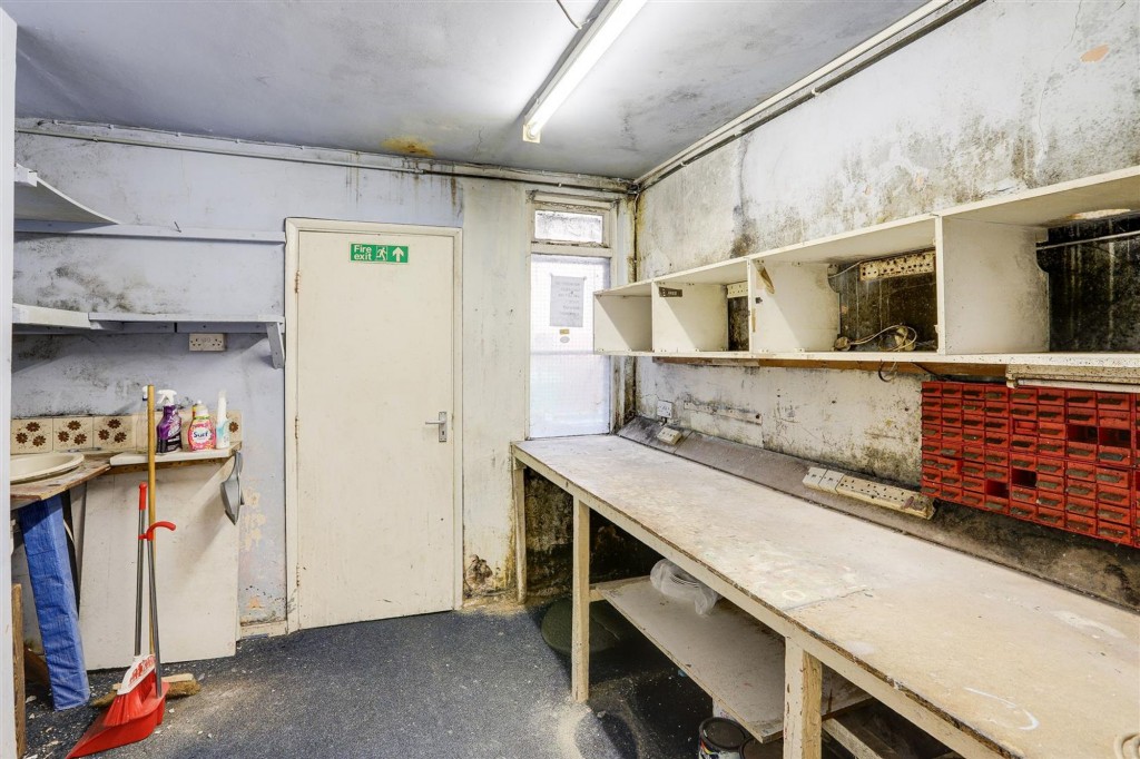 Radford Road, Nottingham, NG7