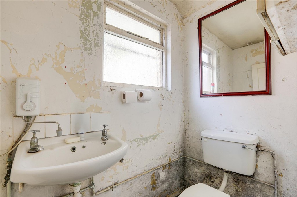 Radford Road, Nottingham, NG7