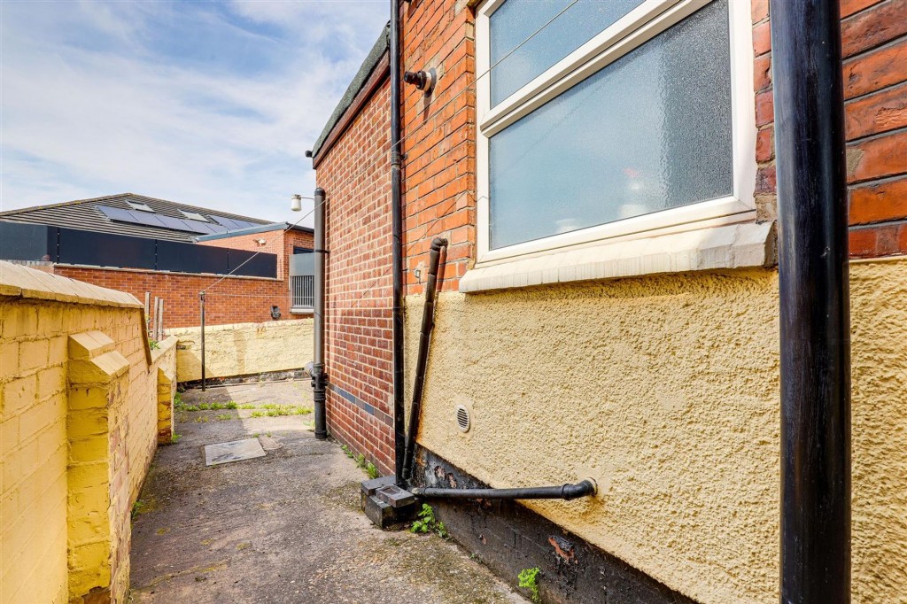 Exeter Road, Nottingham, NG7