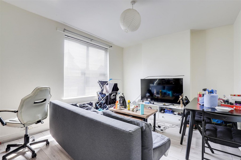 Exeter Road, Nottingham, NG7