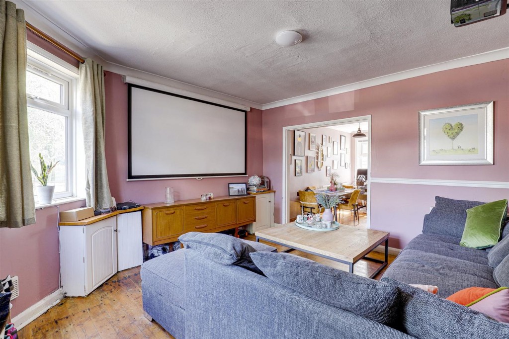 Burton Road, Gedling, NG4