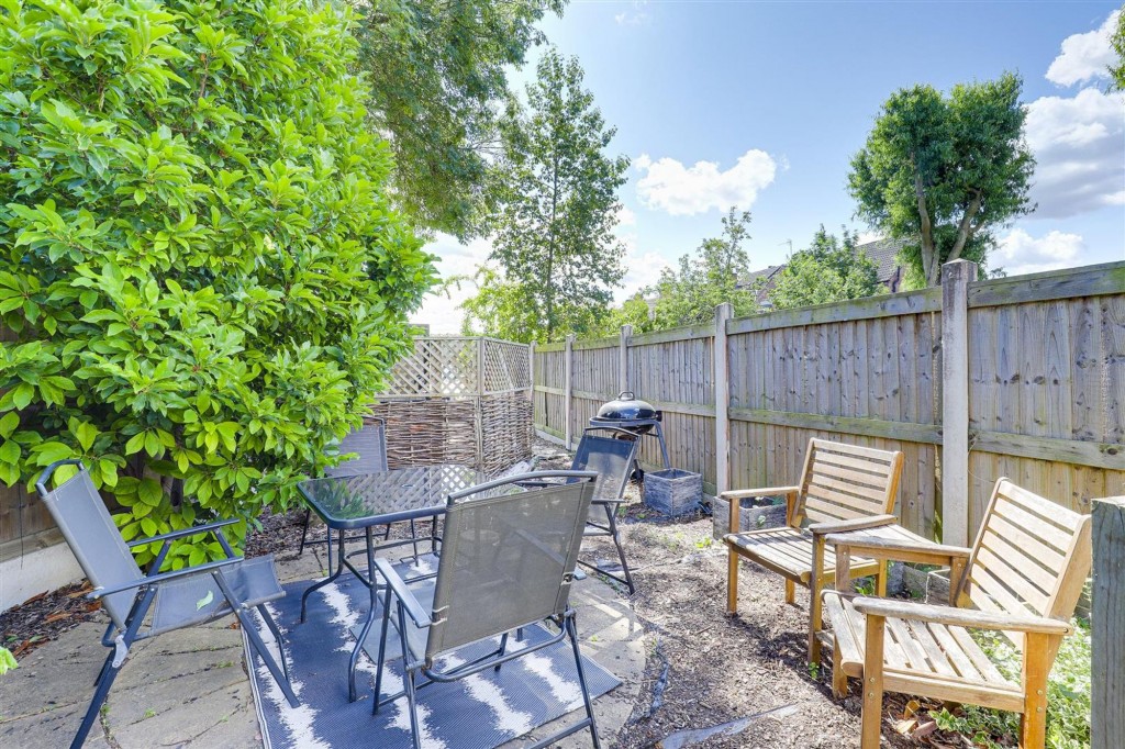 Burton Road, Gedling, NG4