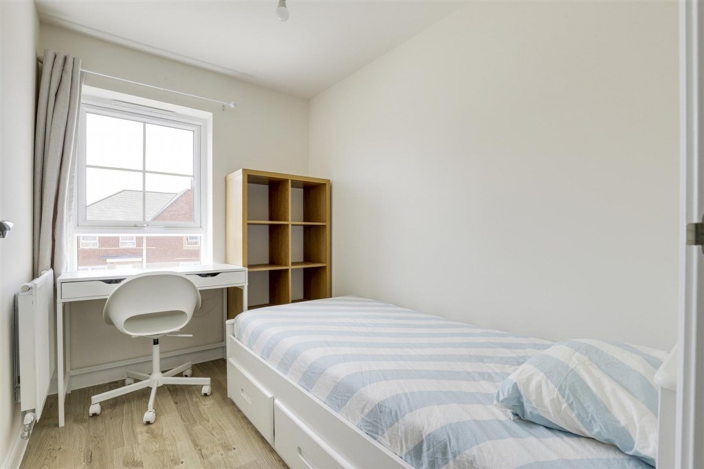 Wheatstone Gardens, Beeston, NG9