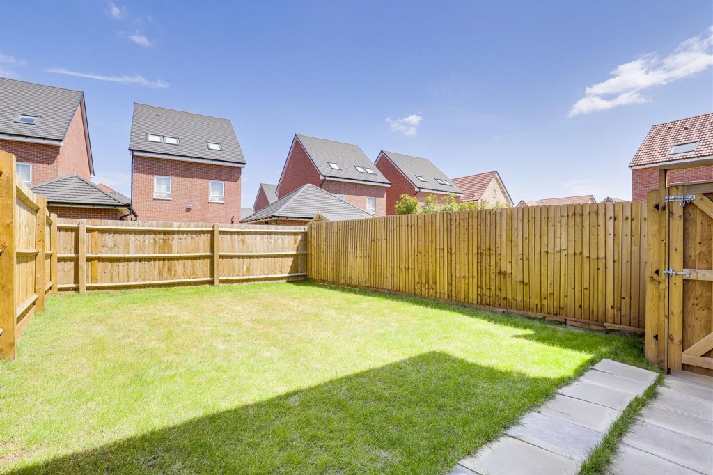 Wheatstone Gardens, Beeston, NG9