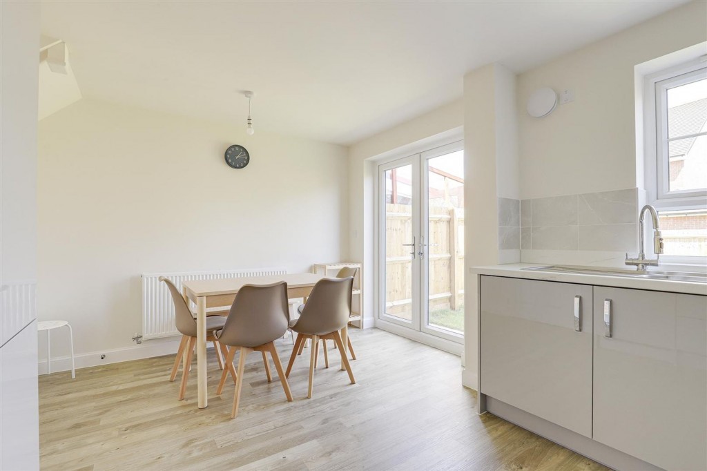 Wheatstone Gardens, Beeston, NG9