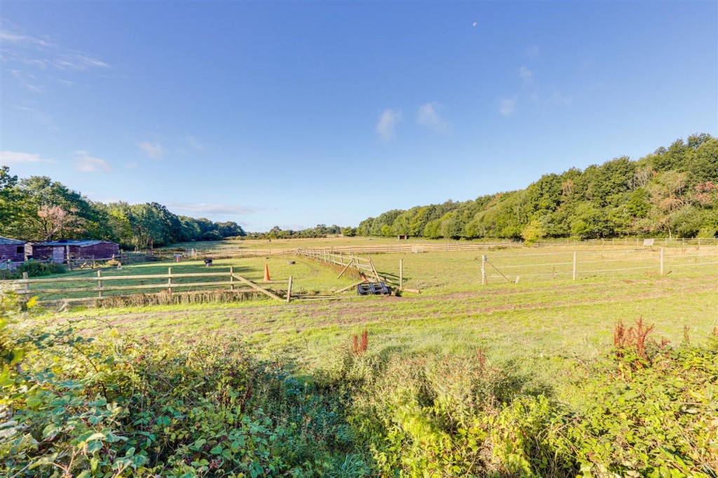 Christchurch Road, Hucknall, NG15