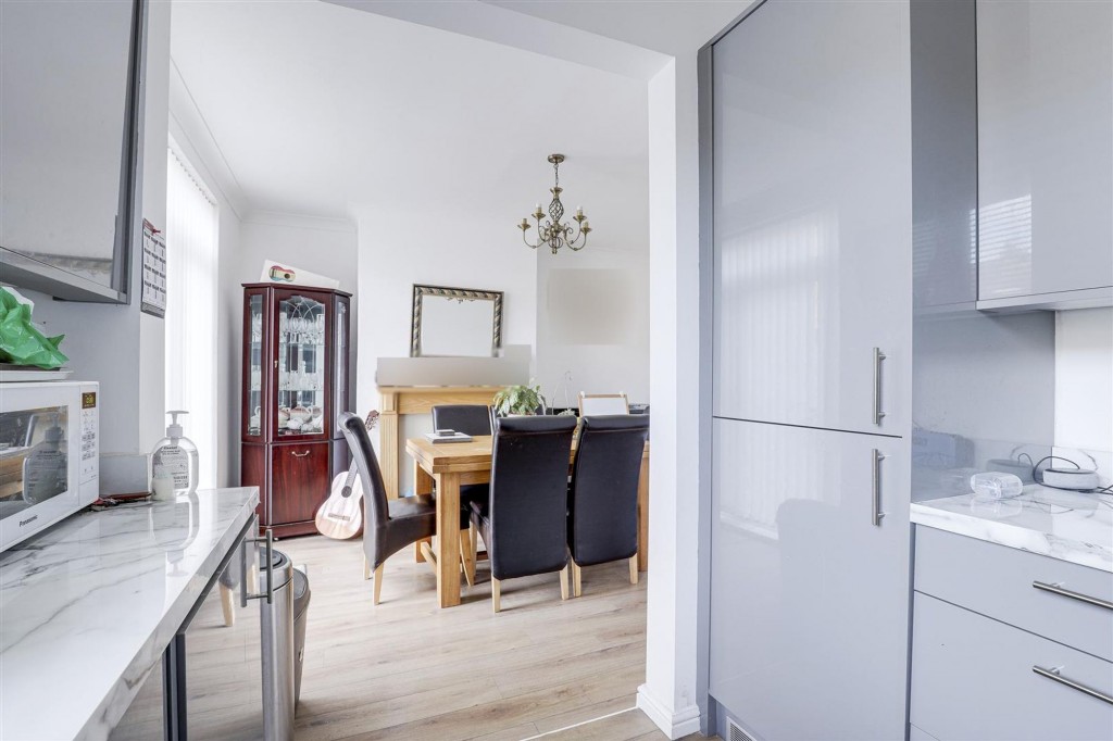 First Avenue, Carlton, NG4