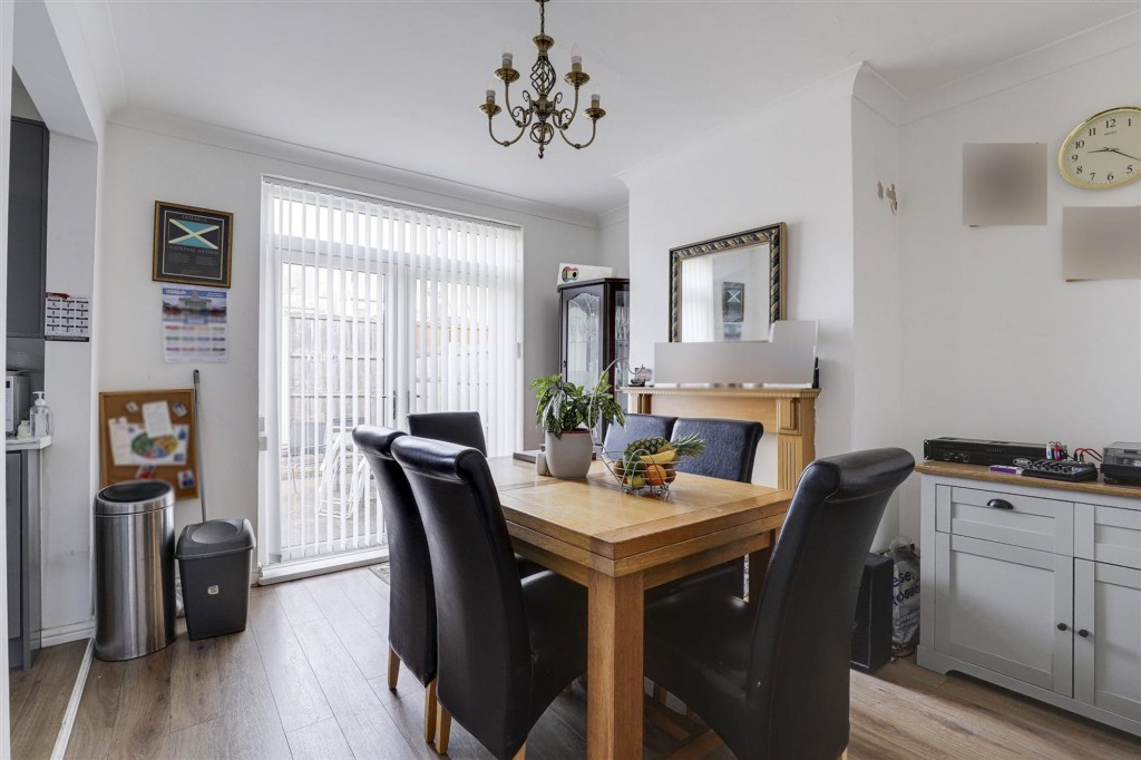 First Avenue, Carlton, NG4