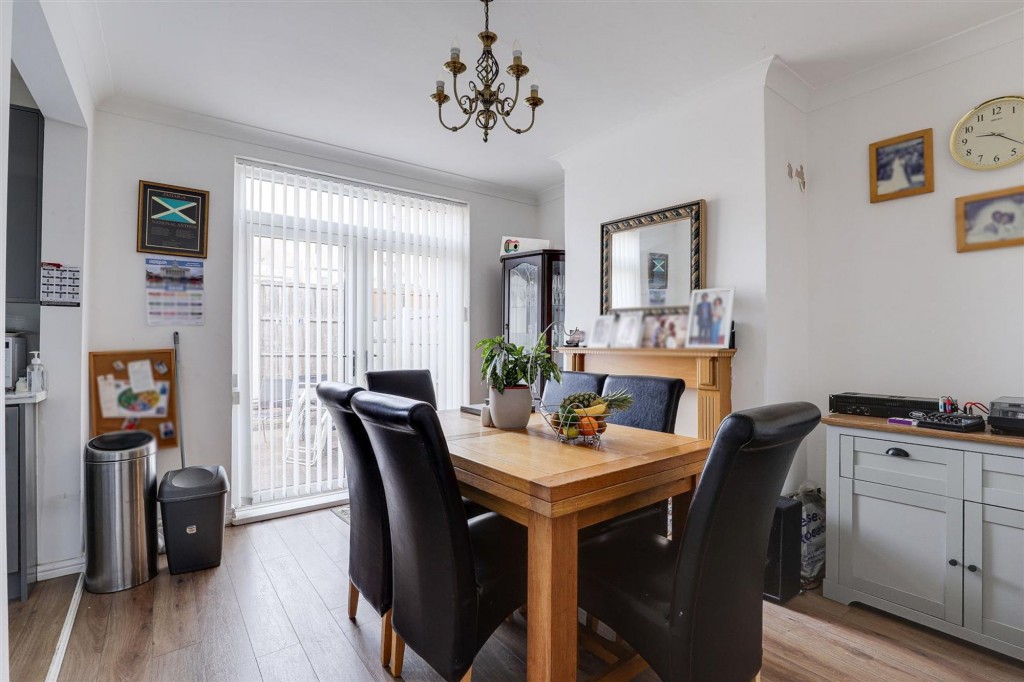 First Avenue, Carlton, NG4