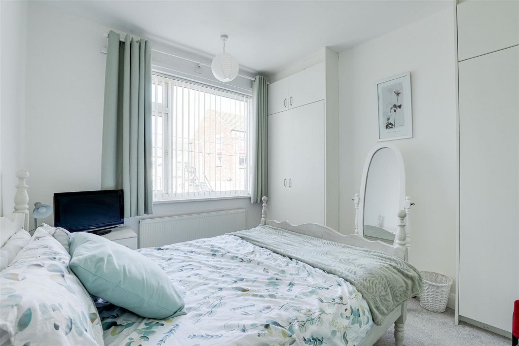 First Avenue, Carlton, NG4